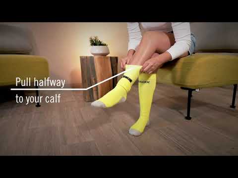How to Fix a Snag in Socks – Goldie Socks®